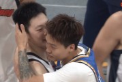 AG体育-北京淘汰广东！胡明轩人缘极佳，杜锋挺开心，陈盈骏面露凶狠